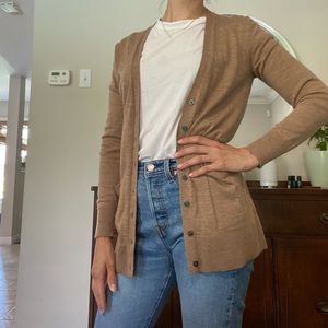 Banana Republic taupe cardigan - 100% merino wool - xs